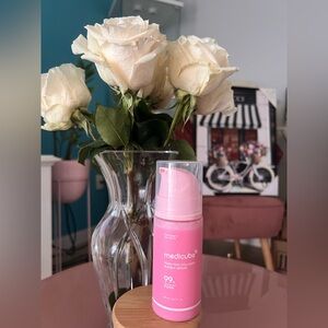 NIB Medicube Pink Collagen Bubble Serum -Salmon Sperm PDRN Infused.